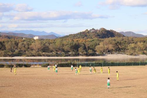 03ABFFB5-2BBE-4448-85DF-23B1969BFF37