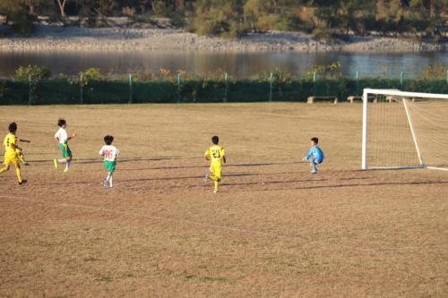 0C8AB502-1D20-4085-976C-E8564C99AFD9