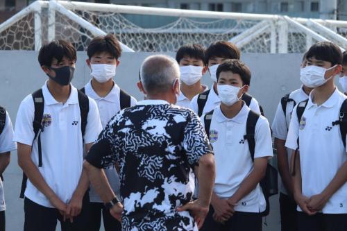 1B5C832E-E5BA-4E76-BF60-5DC93A23FF43