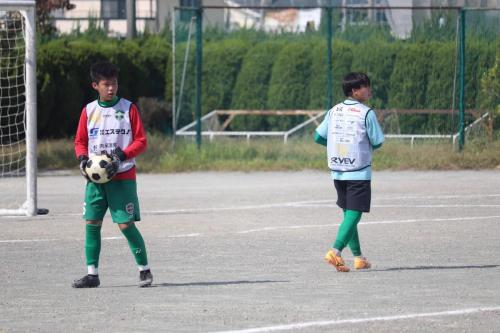 253AC236-1048-4919-BE64-0FC7CAF2F579