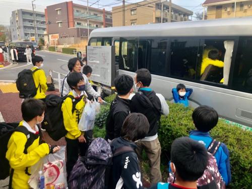 2B44BD56-0552-41BD-A706-08687AB4CFC2