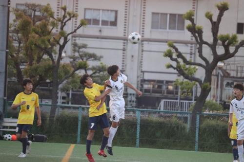 3E36CF5F-9904-49F0-AAF4-BE4B0A6B0B1F