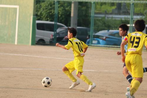 4CA6F6E8-1656-4E2E-9FBD-51BD336C99D7