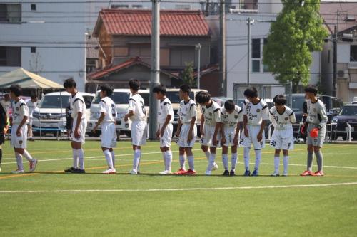 64B5FF93-029B-4506-885D-0BE2A0B92BDB