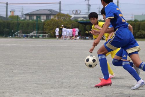 6C0BD4DF-48A0-4402-9F9C-38E3FCB114E8