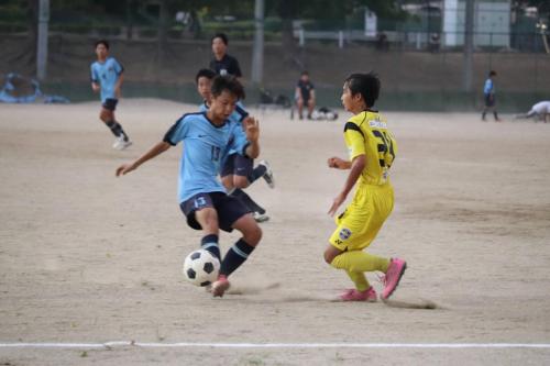 71B64B47-5BC4-41A0-AE26-3897E70D4A7E