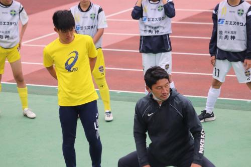 8DABCF0F-5718-417F-93EE-C9684432A141