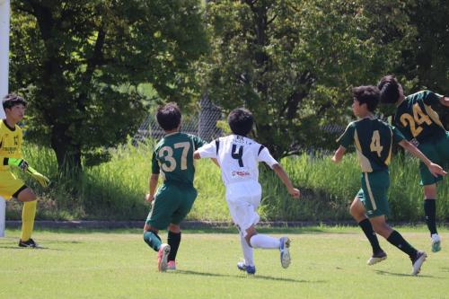 BF973623-2EAB-43AA-9FBF-F1A2C7F94158