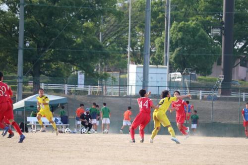 CBE31E79-527D-4DE2-9FE3-BEE5DECD460B