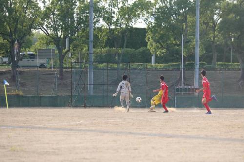 E466B557-30F3-4E70-B710-6F1343609206