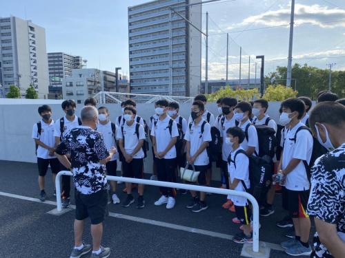 FE209F08-006B-4667-A711-7E9FB0AE8FDB